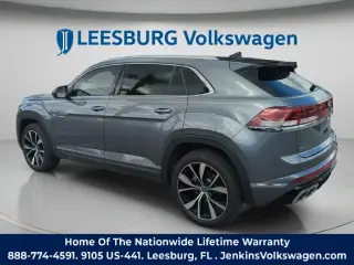 Volkswagen Atlas Cross Sport 2024 AWD SEL Premium R-Line 4Motion 4dr SUV.
