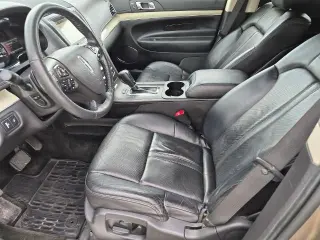 Lincoln MKT 2018 AWD Reserve 4p Crossover