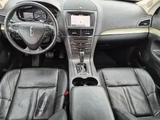 Lincoln MKT 2018 AWD Reserve 4p Crossover