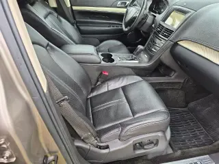 Lincoln MKT 2018 AWD Reserve 4p Crossover