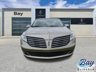 Lincoln MKT 2018 AWD Reserve 4p Crossover
