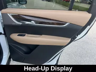 Cadillac XT6 2022 Premium Luxury 4dr SUV