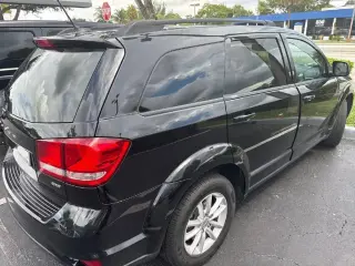 Dodge Journey 2013 SXT 4dr SUV