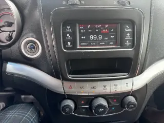 Dodge Journey 2013 SXT 4dr SUV