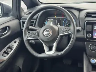 Nissan LEAF 2024 S 4p Hatchback