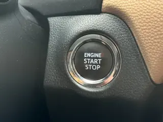 Toyota RAV4 2024 XLE Premium 4dr SUV