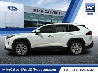 Toyota RAV4 2024 XLE Premium 4dr SUV