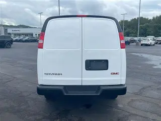 GMC Savana 2025 2500 3dr Furgoneta de Carga