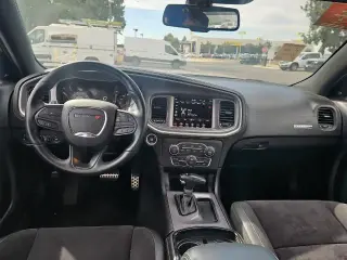 Dodge Charger 2022 R/T 4dr Sedán