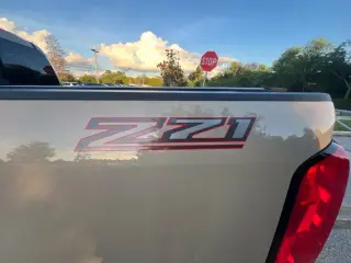 Chevrolet Colorado 2022 4x2 Z71 4 puertas Cabina Crear 5 pies. SB
