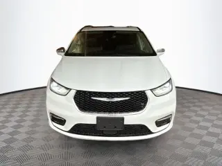 Chrysler Pacifica 2022 AWD Limited 4dr Mini-Van