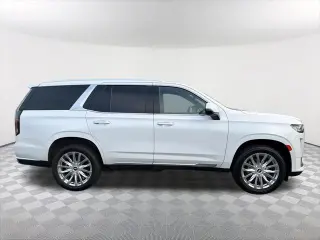 Cadillac Escalade 2022 4x4 Luxury 4dr SUV