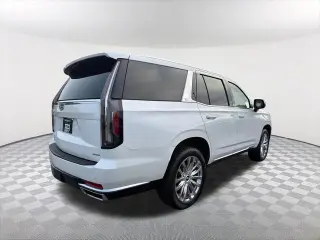 Cadillac Escalade 2022 4x4 Luxury 4dr SUV