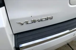 GMC Yukon 2019 4x2 Denali 4p SUV
