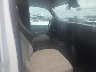 Chevrolet Express 2025 LT 3500 3dr Extended Passenger Van