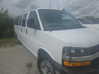 Chevrolet Express 2025 LT 3500 3dr Extended Passenger Van