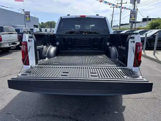 Ford F-150 2025 4x4 XLT 4 puertas SuperCrew SB de 5.5 pies