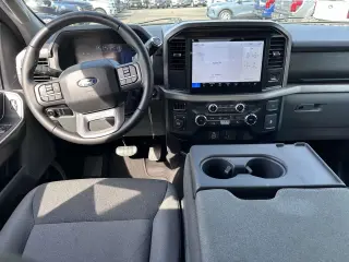 Ford F-150 2025 4x4 XLT 4 puertas SuperCrew SB de 5.5 pies
