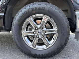Ford F-150 2025 4x4 XLT 4 puertas SuperCrew SB de 5.5 pies