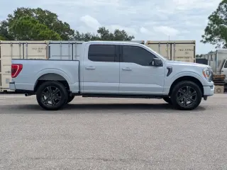 Ford F-150 2022 4x4 XLT 4dr SuperCrew 5.5 ft. SB
