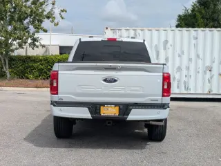 Ford F-150 2022 4x4 XLT 4dr SuperCrew 5.5 ft. SB