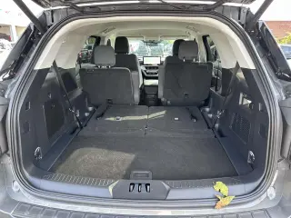 Ford Explorer 2026 con tracción a las cuatro ruedas (AWD), variante Active, SUV de 4 puertas