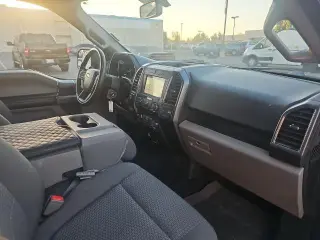 Ford F-150 2018 4x4 XLT 4p SuperCrew 5.5 ft. CB