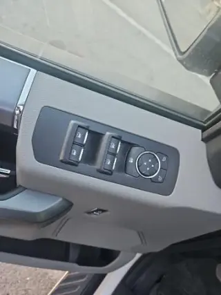 Ford F-150 2018 4x4 XLT 4p SuperCrew 5.5 ft. CB