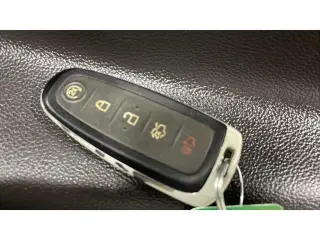 Ford Escape 2016 4x4 Titanium 4p SUV