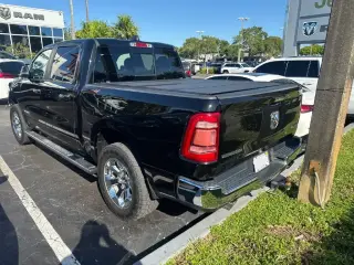 Ram 1500 2019 4x4 Big Horn 4dr Crew Cab 5.6 ft. SB Pickup