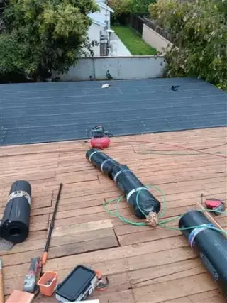 Roofing y antorcha