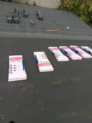 Roofing y antorcha