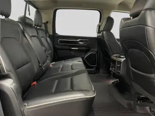 Ram 1500 2019 4x4 Laramie 4dr Crew Cab 5.6 ft. SB Pickup