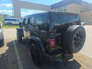 Jeep Wrangler 2024 4x4 Sahara 4xe SUV de 4 puertas