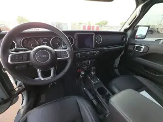 Jeep Wrangler 2023 4x4 Rubicon 4xe SUV de 4 puertas