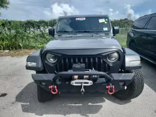 Jeep Wrangler Unlimited 2020 4x4 Sport SUV de 4 puertas