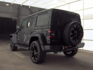 Jeep Wrangler Unlimited 2022 4x4 High Altitude 4xe 4dr SUV
