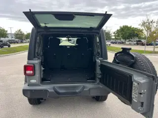 Jeep Wrangler Unlimited 2021 4x4 Sport RHD 4dr SUV