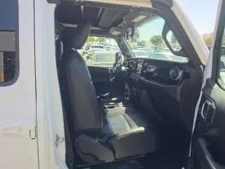 Jeep Wrangler 2023 4x4 Sahara 4dr SUV