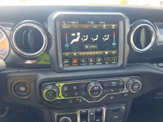 Jeep Wrangler 2023 4x4 Sahara 4dr SUV