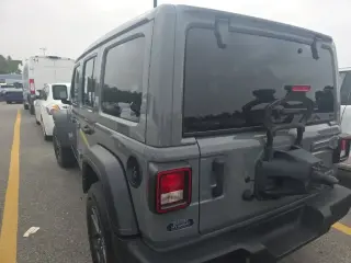 Jeep Wrangler Unlimited 2021 4x4 Willys 4dr SUV