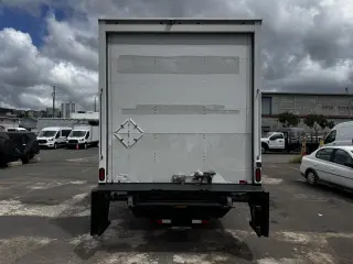 2019 Isuzu NRR