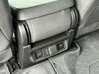 Chevrolet Silverado 1500 2023 4x4 LT 4 puertas Cabina de tripulación 5.8 pies SB con 1LT