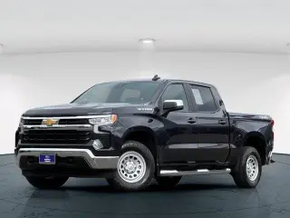 Chevrolet Silverado 1500 2023 4x4 LT 4 puertas Cabina de tripulación 5.8 pies SB con 1LT