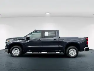 Chevrolet Silverado 1500 2023 4x4 LT 4 puertas Cabina de tripulación 5.8 pies SB con 1LT