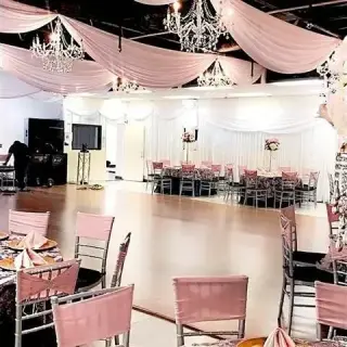 ¡¡SALON PARA FIESTAS!!
