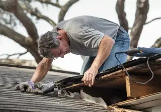 ROOFING & RAIN GUTTERS