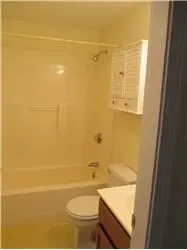 Propiedad de alquiler con 1 dormitorio y 1 baño en Waltham
