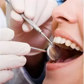 DENTISTA FAMILIAR