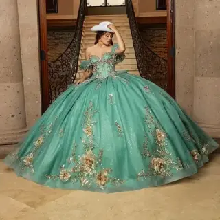 Elegancia en vestidos de XV👗